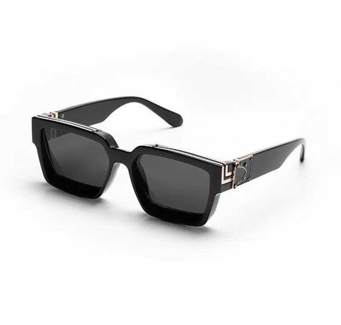 Lunettes louis Vuitton 1.1 millionnaires